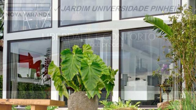 Fechamento de Sacadas de Vidro ✓ Envidraçamento de Varandas ✓ Envidraçamento de Sacadas de Vidro ✓ Cortinas de Vidro ✓ Persianas-Rolô Jardim Universidade Pinheiros (Pinheiros)