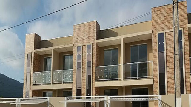 Ambientes e Varandas de Vidro ✨ Traga Valor e Estilo para Fechar a Sacada do seu Apartamento ⛱️ Fechamento de Sacadas Cubatão ☎ 0800-8800