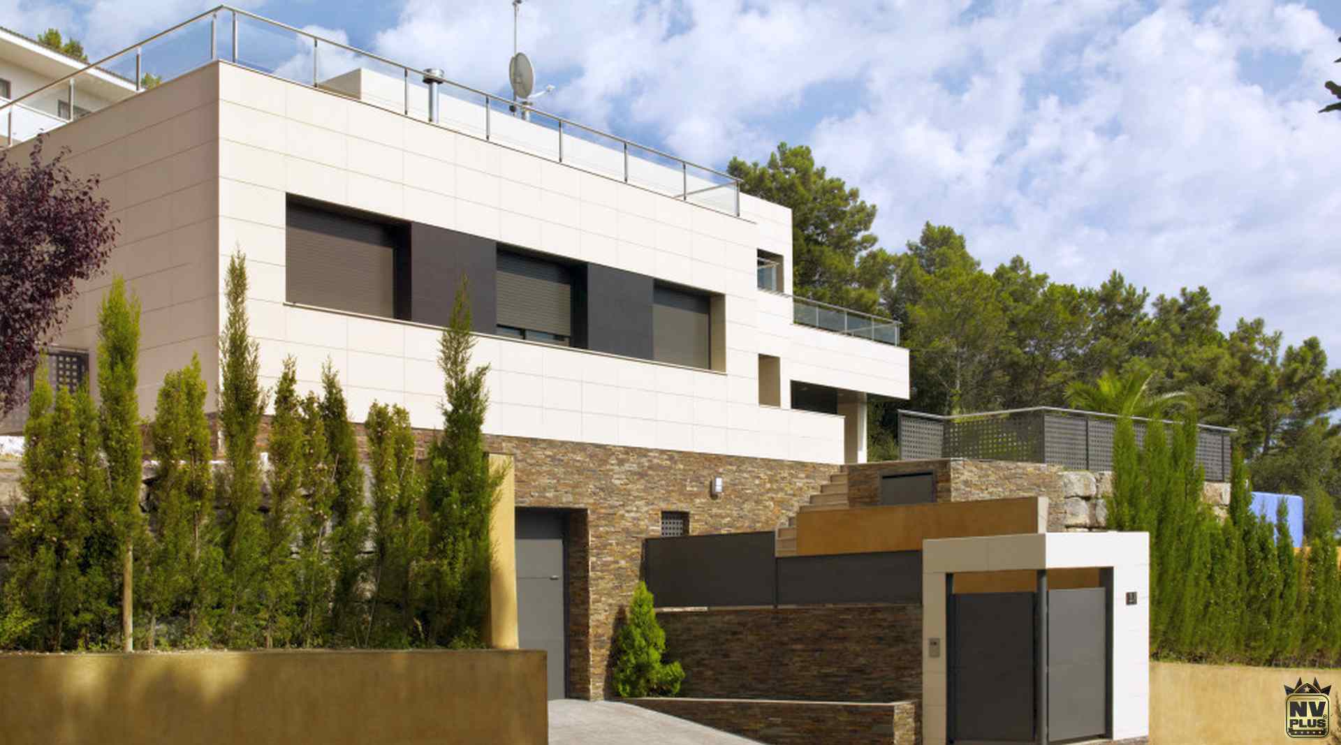 Ambientes e Varandas de Vidro ✨ Fechar seu espaço com elegância aproveitando cada detalhe ❖ Fechamento de Sacadas Paraná, (PR) ☎ 0800-8800